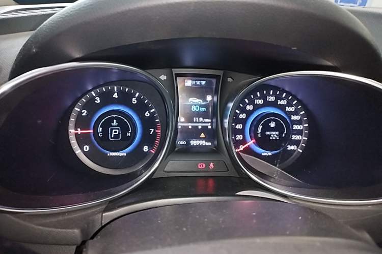 Used Hyundai Santa Fe 2013 2.0T Automatic All-Wheel Drive Prestige Version Instrument Cluster