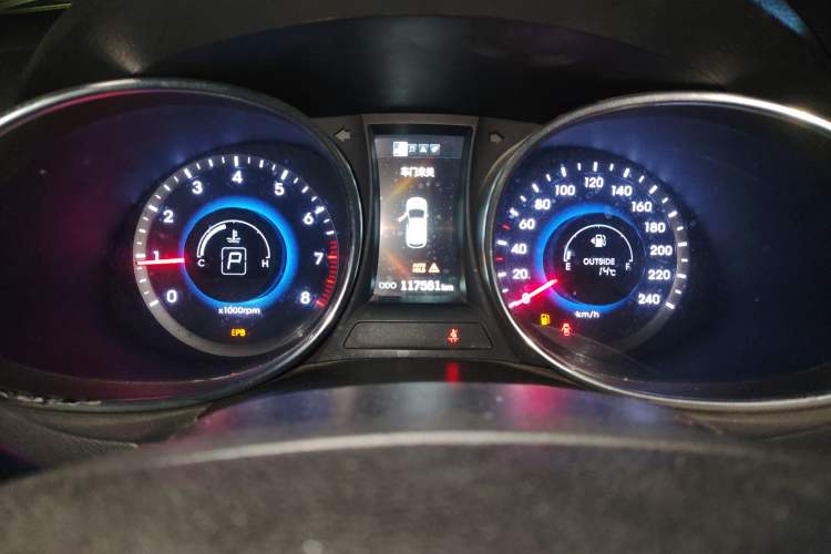 Used Hyundai Santa Fe 2013 2.4L Automatic 2WD Comfort Edition Instrument Cluster