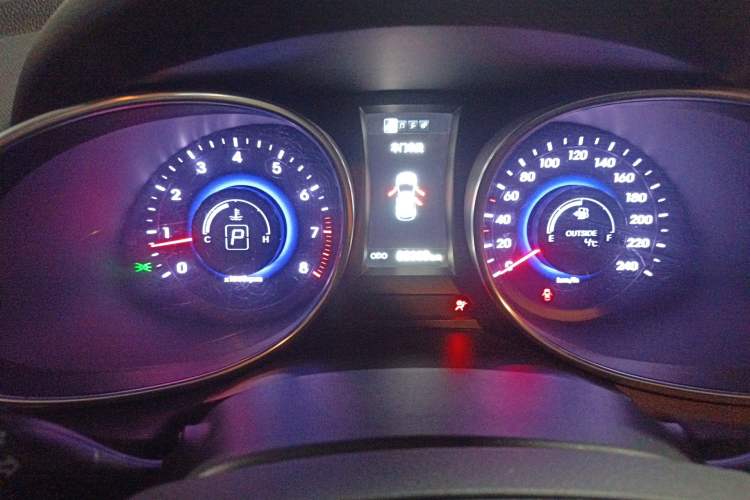 Used Hyundai Santa Fe 2013 2.4L Automatic 2WD Comfort Edition Instrument Cluster