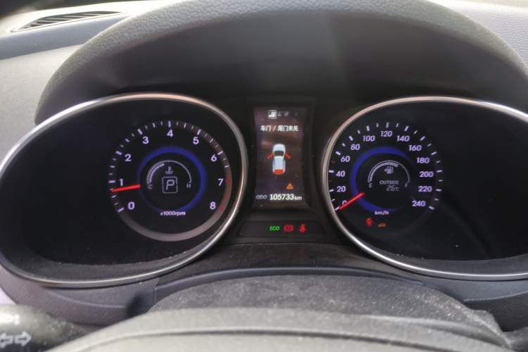 Used Hyundai Santa Fe 2013 Revised Version 2.4L Automatic All-Wheel Drive Luxury Trim Instrument Cluster