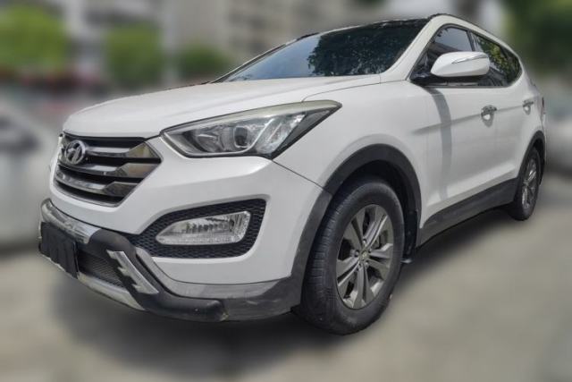 Used Hyundai Santa Fe 2013 2.4L Automatic Two-Wheel Drive Smart Version