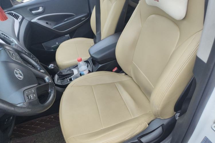 Used Hyundai Santa Fe 2013 2.4L Automatic 2WD Comfort Edition Left Front Seat