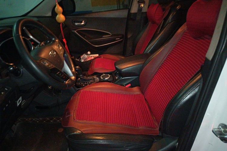 Used Hyundai Santa Fe 2013 2.0T Automatic All-Wheel Drive Top Trim Left Front Seat