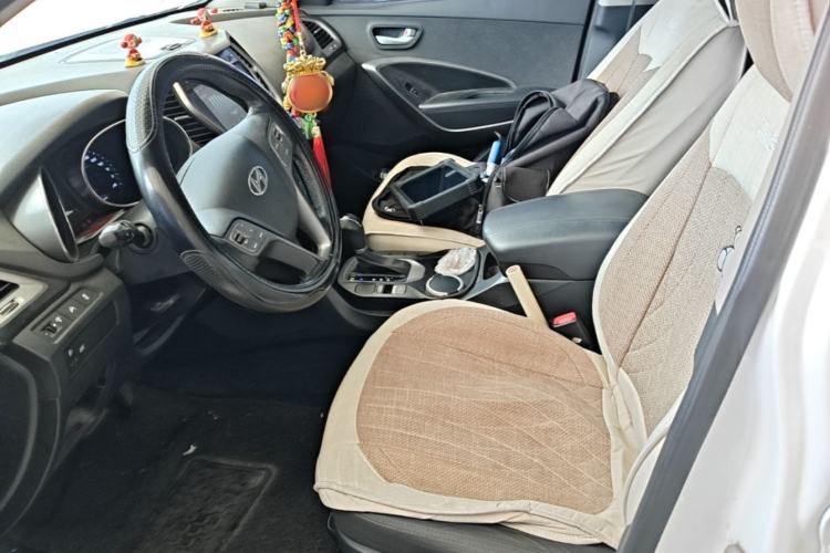 Used Hyundai Santa Fe 2013 2.4L Automatic 2WD Comfort Edition Left Front Seat