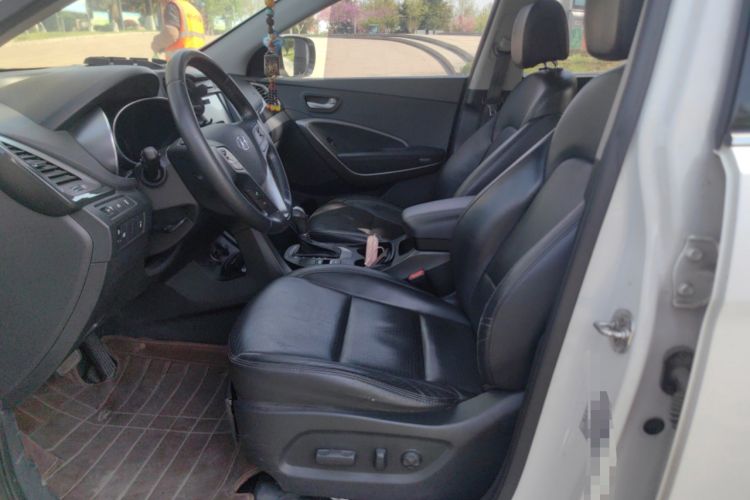 Used Hyundai Santa Fe 2013 Revised Version 2.4L Automatic All-Wheel Drive Smart Type Left Front Seat