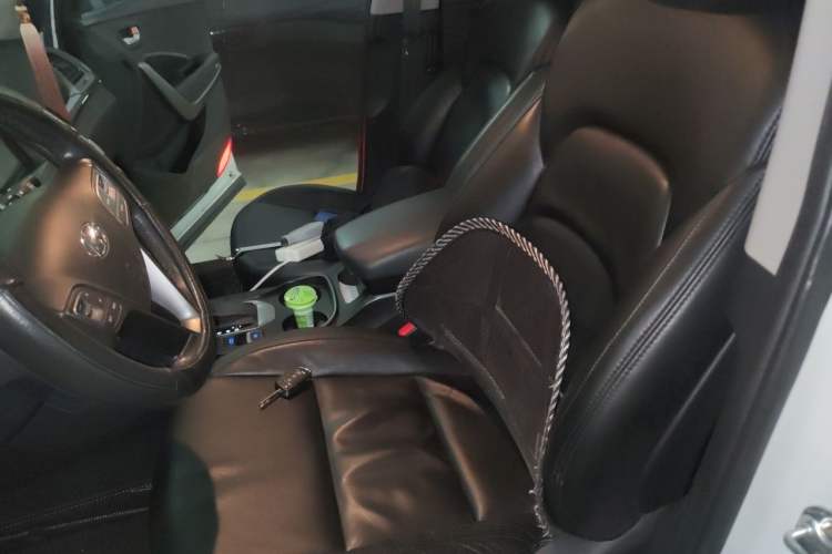 Used Hyundai Santa Fe 2013 2.4L Automatic 2WD Comfort Edition Left Front Seat