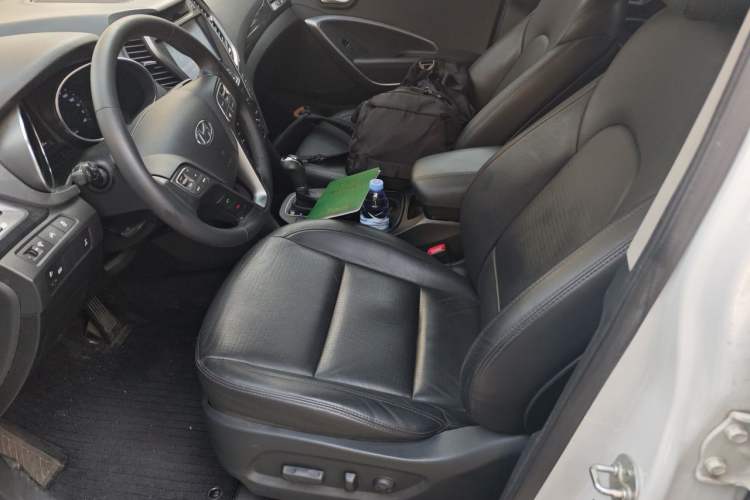 Used Hyundai Santa Fe 2013 Revised Version 2.4L Automatic All-Wheel Drive Smart Type Left Front Seat