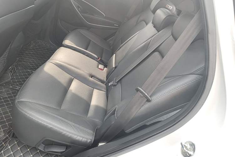 Used Hyundai Santa Fe 2013 2.4L Automatic 2WD Comfort Edition Left Rear Seat