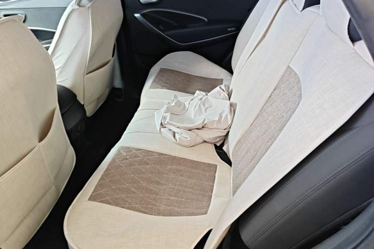 Used Hyundai Santa Fe 2013 2.4L Automatic 2WD Comfort Edition Left Rear Seat