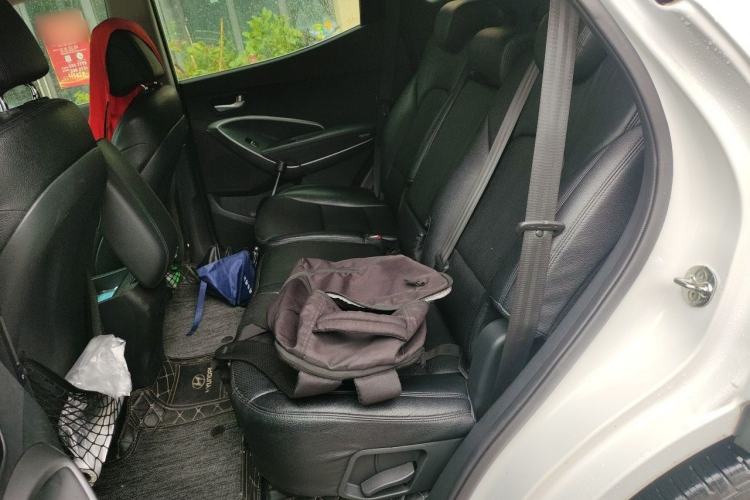 Used Hyundai Santa Fe 2013 2.4L Automatic 2WD Comfort Edition Left Rear Seat