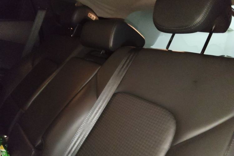 Used Hyundai Santa Fe 2013 2.4L Automatic Two-Wheel Drive Smart Version Left Rear Seat