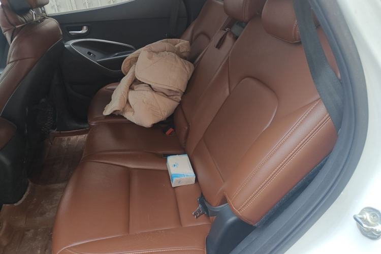 Used Hyundai Santa Fe 2013 2.4L Automatic 2WD Comfort Edition Left Rear Seat