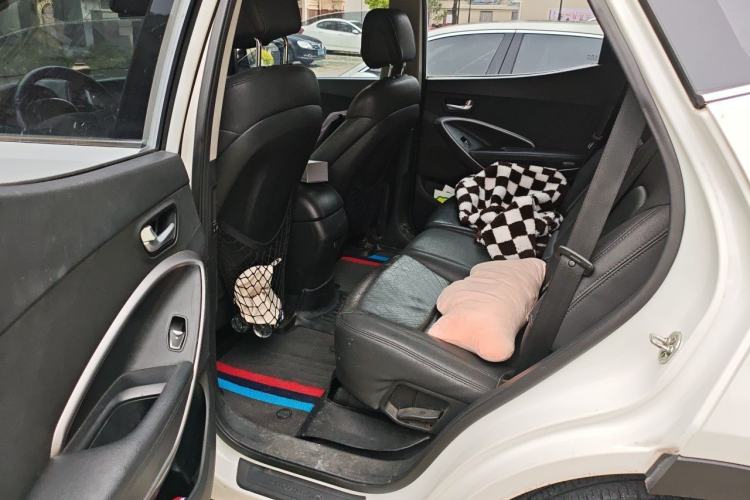 Used Hyundai Santa Fe 2013 2.4L Automatic 2WD Comfort Edition Left Rear Seat