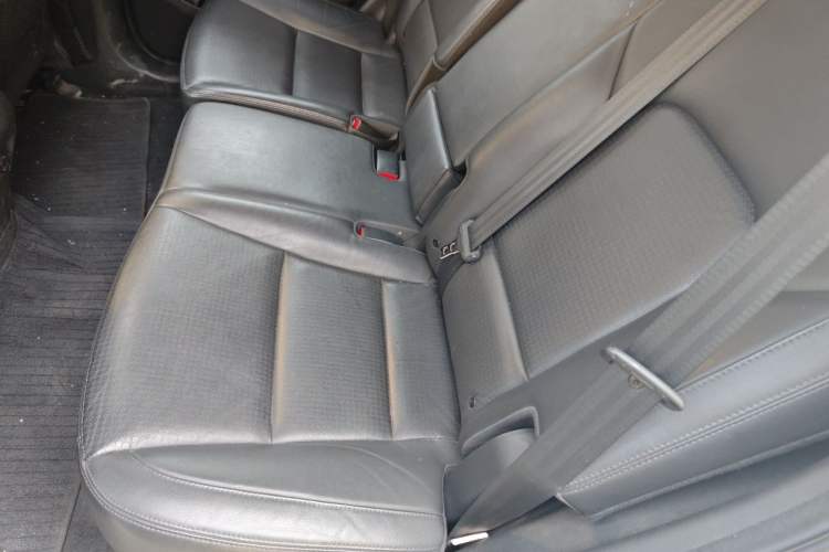 Used Hyundai Santa Fe 2013 Revised Version 2.4L Automatic All-Wheel Drive Smart Type Left Rear Seat