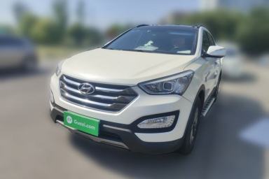 Used Hyundai Santa Fe 2013 2.4L Automatic Two-Wheel Drive Smart Version