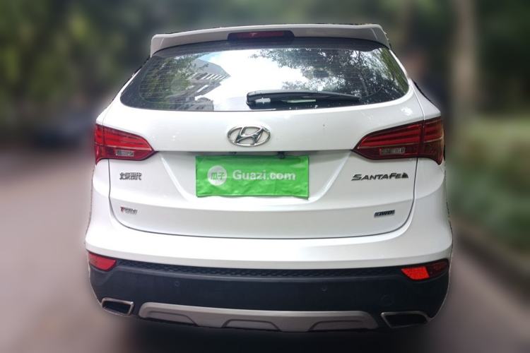 Used Hyundai Santa Fe 2013 Revised Version 2.0T Automatic All-Wheel Drive Prestige Edition Rear