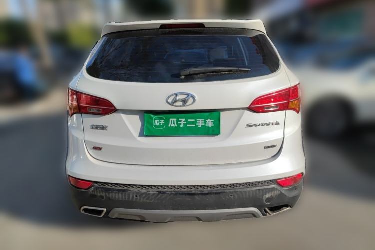 Used Hyundai Santa Fe 2013 2.4L Automatic 4x4 Smart Version Rear