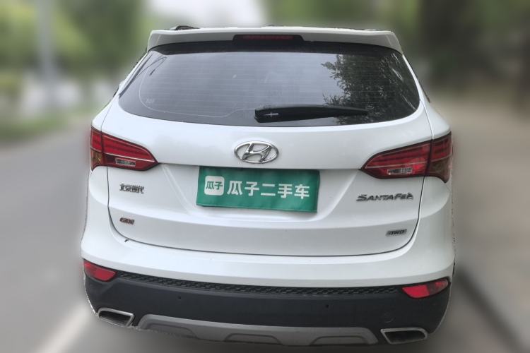Used Hyundai Santa Fe 2013 Revised Version 2.4L Automatic All-Wheel Drive Smart Type Rear