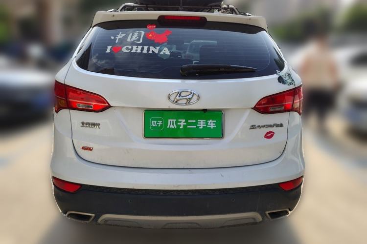 Used Hyundai Santa Fe 2013 2.4L Automatic Two-Wheel Drive Smart Version Rear
