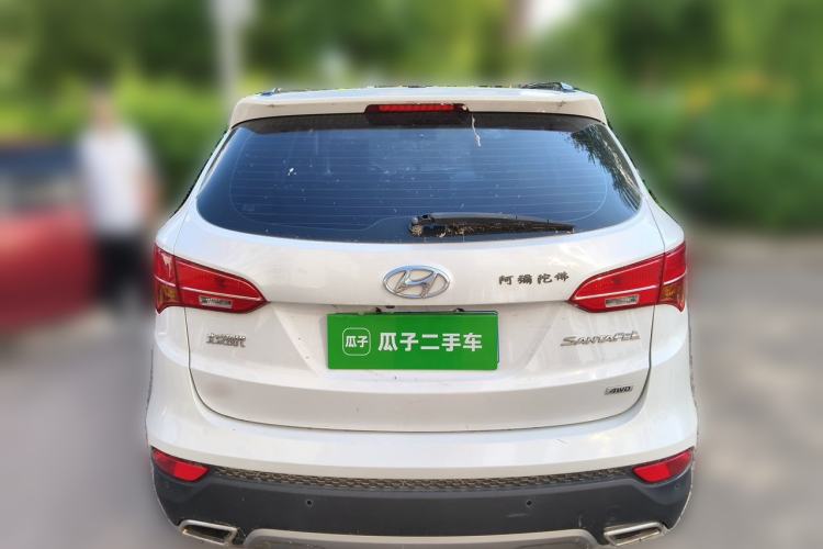 Used Hyundai Santa Fe 2013 Revised Version 2.4L Automatic All-Wheel Drive Smart Type Rear