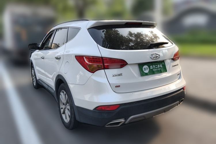 Used Hyundai Santa Fe 2013 Revised Version 2.4L Automatic All-Wheel Drive Luxury Trim Rear Left 45 Deg