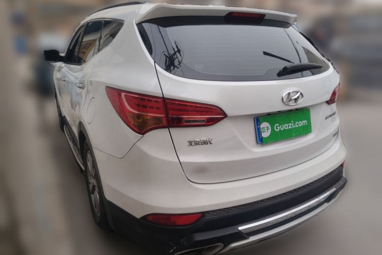 Used Hyundai Santa Fe 2013 2.4L Automatic 4x4 Prestige Edition Rear Left 45 Deg