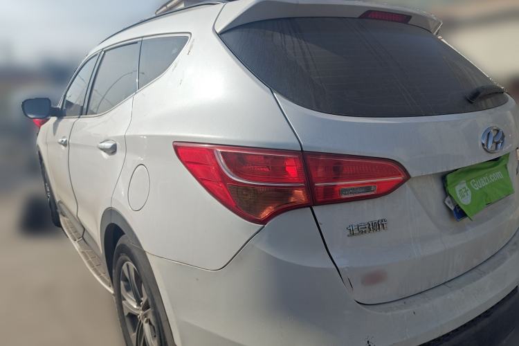 Used Hyundai Santa Fe 2013 2.4L Automatic 2WD Comfort Edition Rear Left 45 Deg