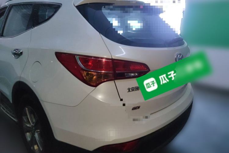 Used Hyundai Santa Fe 2013 2.4L Automatic Two-Wheel Drive Smart Version Rear Left 45 Deg