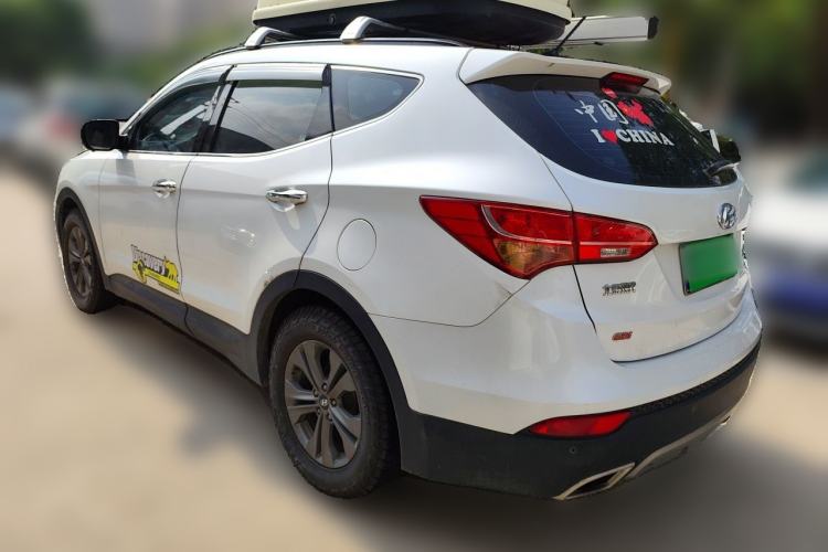 Used Hyundai Santa Fe 2013 2.4L Automatic Two-Wheel Drive Smart Version Rear Left 45 Deg