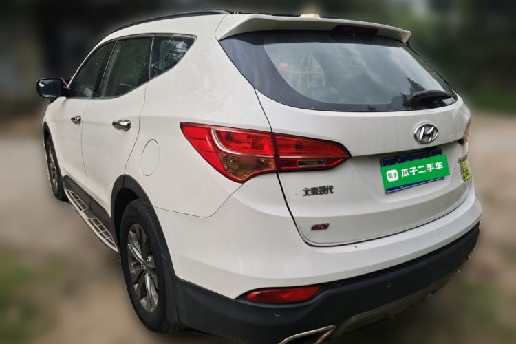 Used Hyundai Santa Fe 2013 2.4L Automatic 2WD Comfort Edition Rear Left 45 Deg