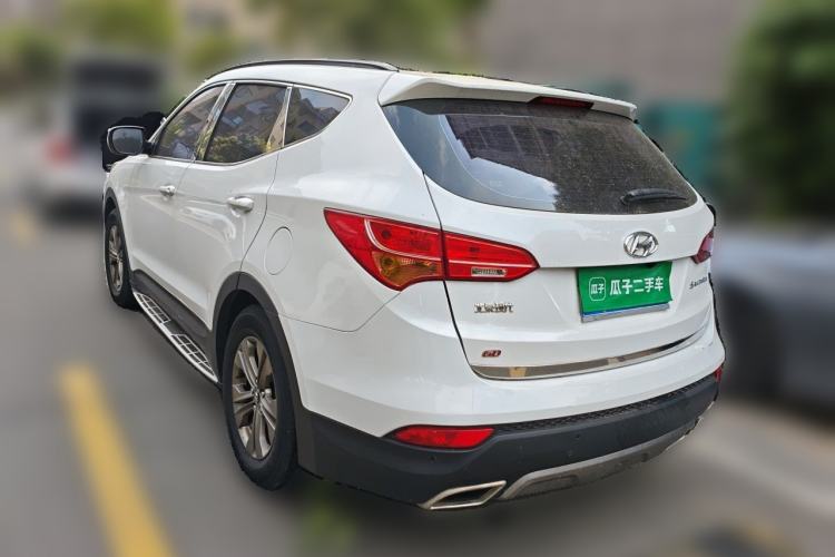 Used Hyundai Santa Fe 2013 2.4L Automatic 2WD Comfort Edition Rear Left 45 Deg