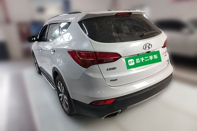 Used Hyundai Santa Fe 2013 2.0T Automatic All-Wheel Drive Prestige Version Rear Left 45 Deg