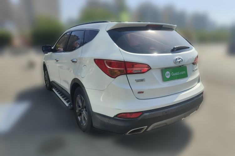 Used Hyundai Santa Fe 2013 2.4L Automatic Two-Wheel Drive Smart Version Rear Left 45 Deg