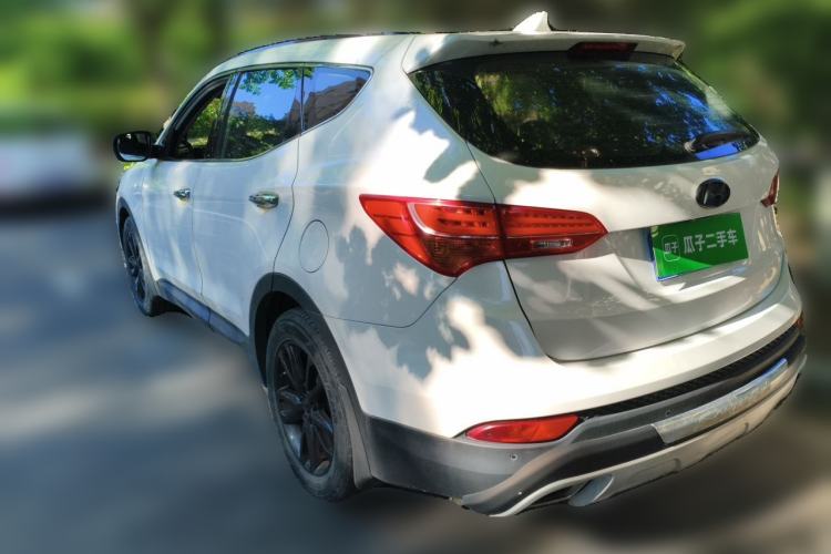 Used Hyundai Santa Fe 2013 2.0T Automatic All-Wheel Drive Prestige Version Rear Left 45 Deg