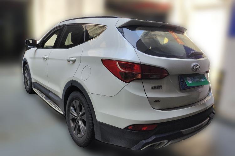 Used Hyundai Santa Fe 2013 2.4L Automatic 2WD Comfort Edition Rear Left 45 Deg