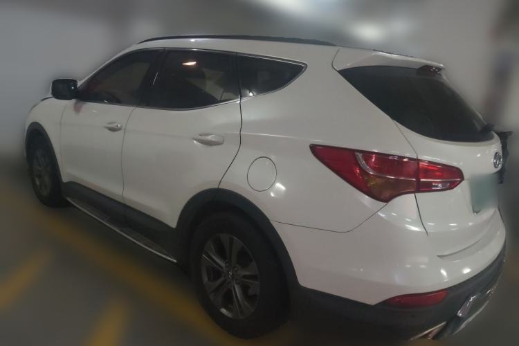 Used Hyundai Santa Fe 2013 2.4L Automatic 2WD Comfort Edition Rear Left 45 Deg