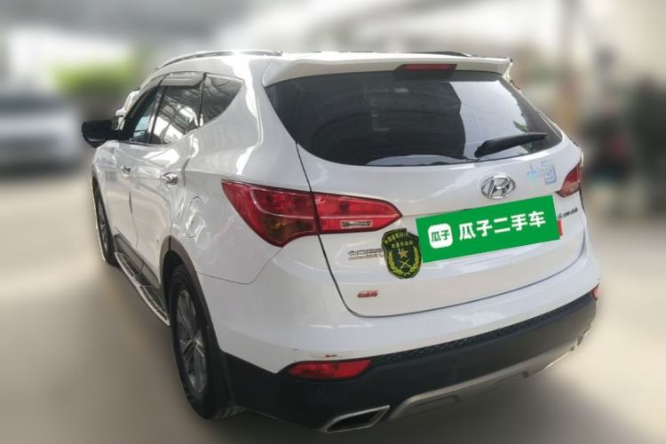 Used Hyundai Santa Fe 2013 2.4L Automatic Two-Wheel Drive Smart Version Rear Left 45 Deg