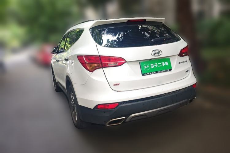 Used Hyundai Santa Fe 2013 2.4L Automatic 4x4 Smart Version Rear Left 45 Deg