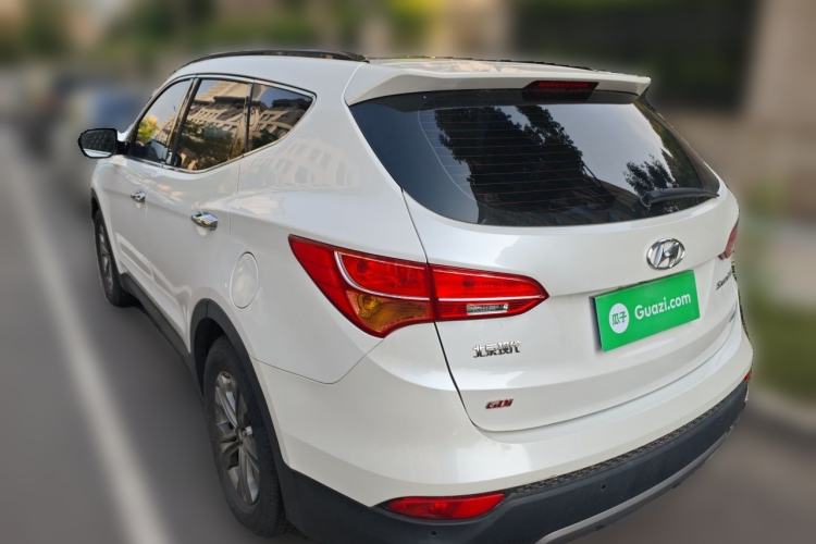 Used Hyundai Santa Fe 2013 Revised Version 2.4L Automatic All-Wheel Drive Smart Type Rear Left 45 Deg