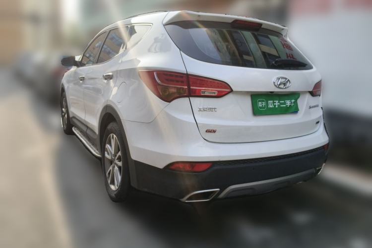Used Hyundai Santa Fe 2013 Revised Version 2.4L Automatic All-Wheel Drive Luxury Trim Rear Left 45 Deg