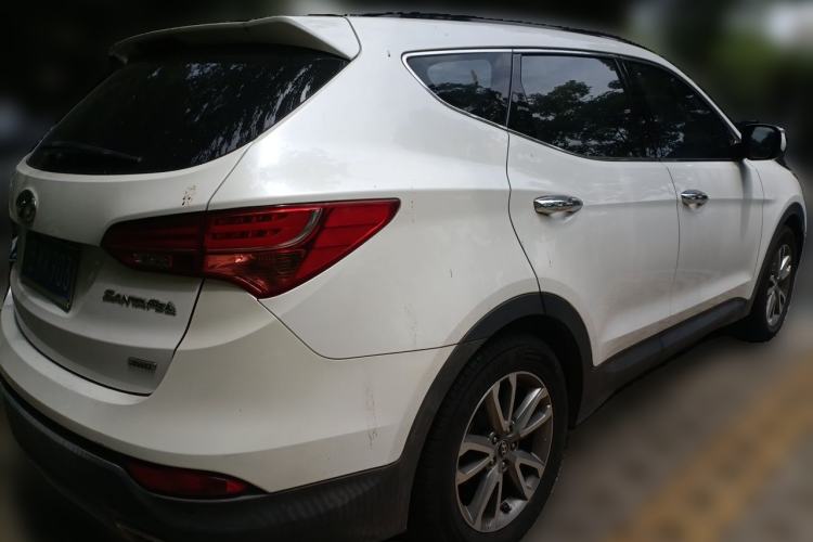 Used Hyundai Santa Fe 2013 2.4L Automatic 4x4 Prestige Edition Rear Right 45 Deg