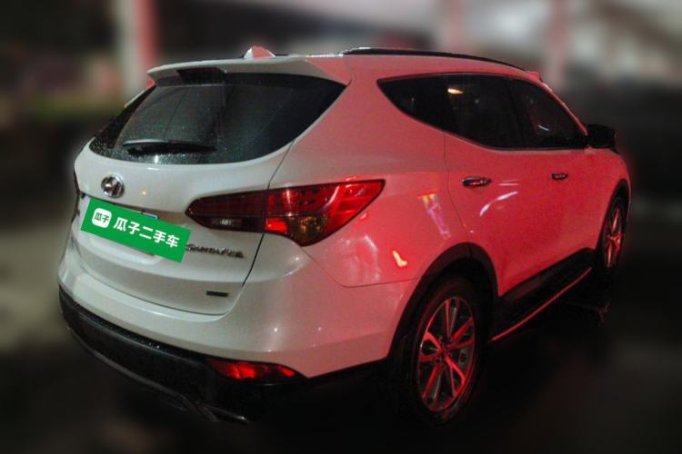 Used Hyundai Santa Fe 2013 2.4L Automatic 4x4 Prestige Edition Rear Right 45 Deg