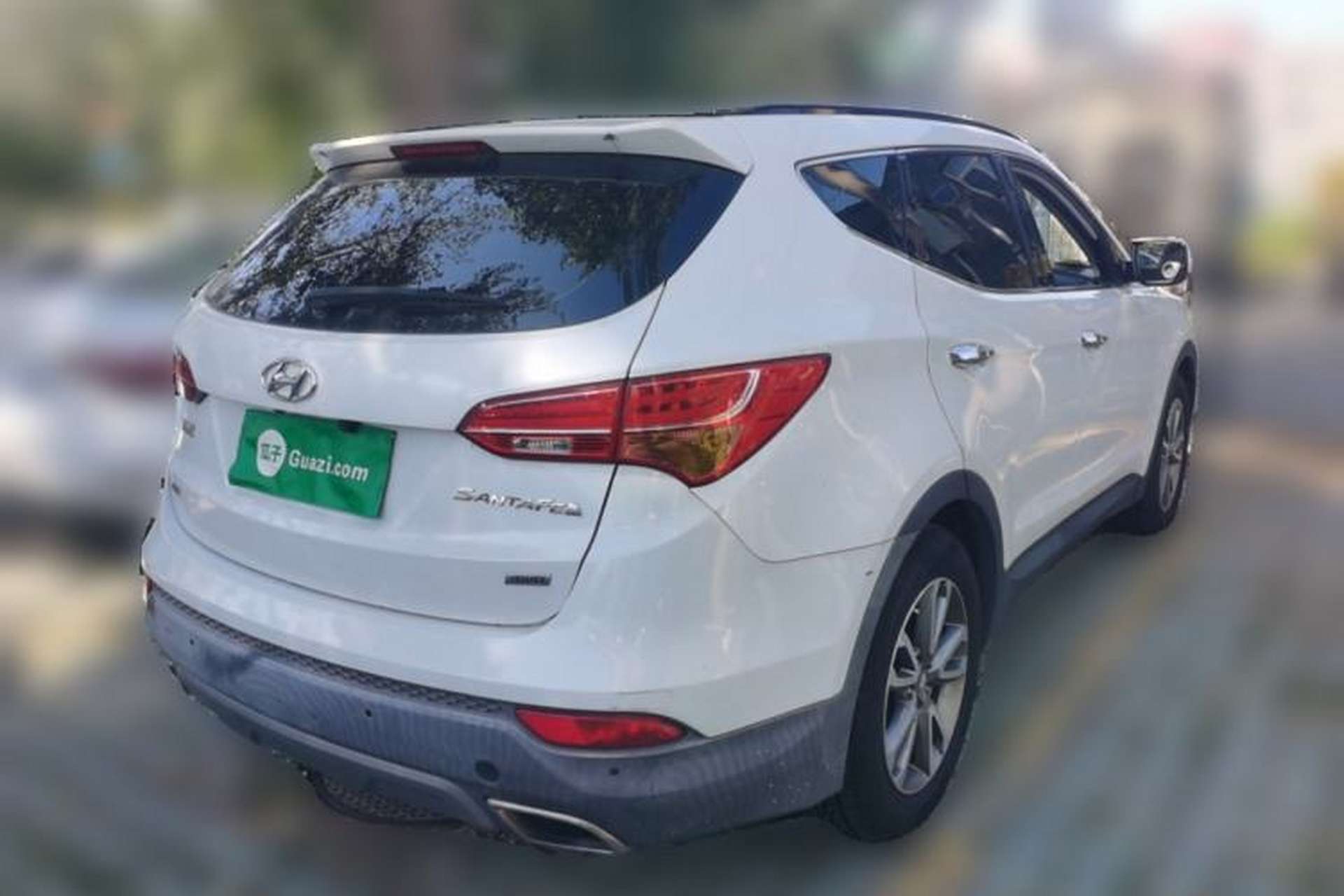 Used Hyundai Santa Fe 2013 2.4L Automatic 4x4 Prestige Edition Rear Right 45 Deg