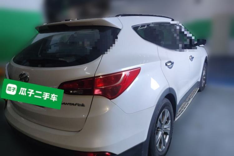 Used Hyundai Santa Fe 2013 2.4L Automatic Two-Wheel Drive Smart Version Rear Right 45 Deg
