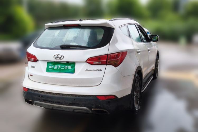 Used Hyundai Santa Fe 2013 2.4L Automatic 2WD Comfort Edition Rear Right 45 Deg