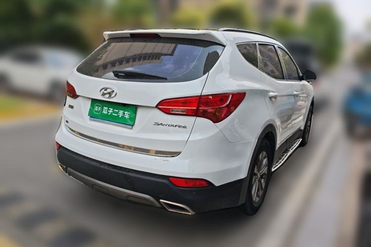 Used Hyundai Santa Fe 2013 2.4L Automatic 2WD Comfort Edition Rear Right 45 Deg