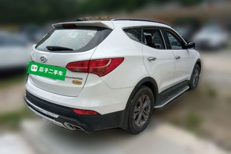 Used Hyundai Santa Fe 2013 2.4L Automatic Two-Wheel Drive Smart Version Rear Right 45 Deg