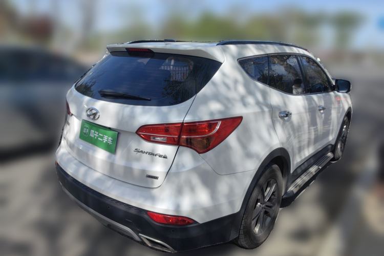 Used Hyundai Santa Fe 2013 Revised Version 2.4L Automatic All-Wheel Drive Smart Type Rear Right 45 Deg