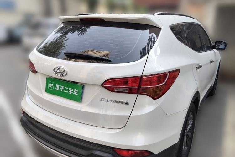 Used Hyundai Santa Fe 2013 2.4L Automatic Two-Wheel Drive Smart Version Rear Right 45 Deg