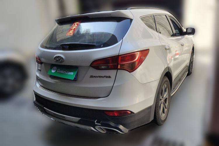 Used Hyundai Santa Fe 2013 2.4L Automatic 2WD Comfort Edition Rear Right 45 Deg